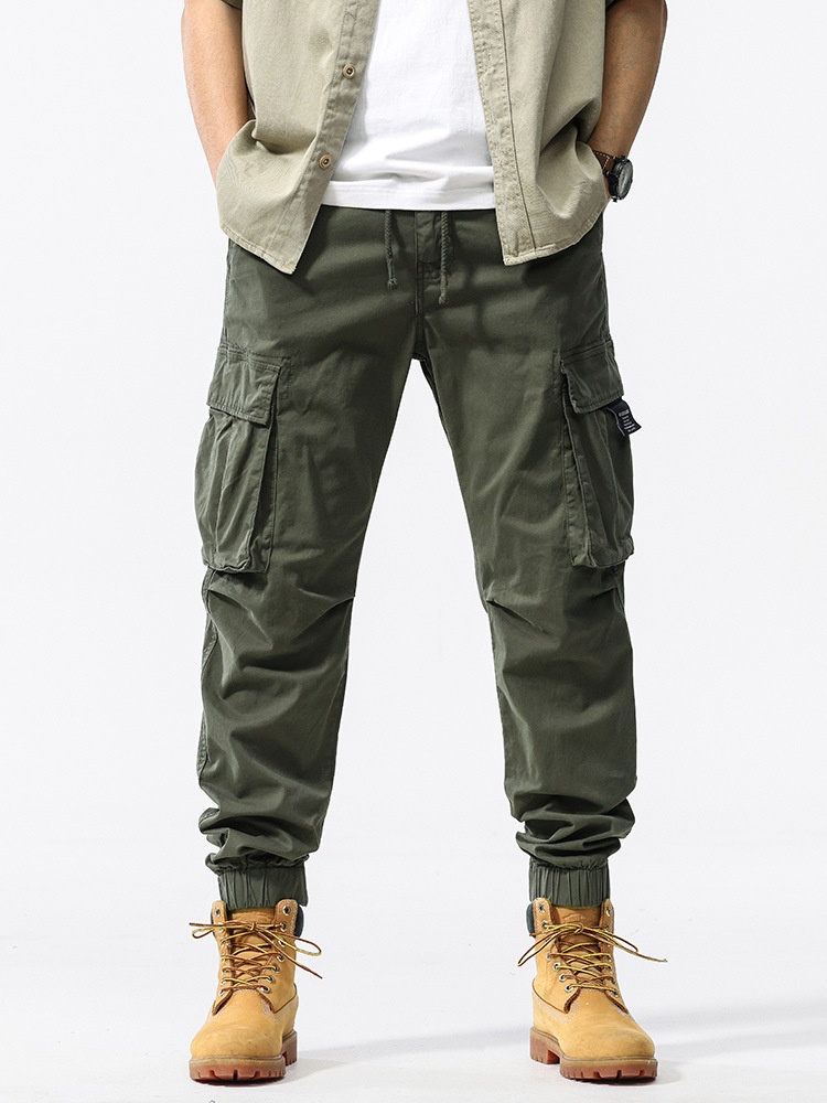 Tapered Fit Multi-Pocket Men's Cargo Pants for Casual Wear