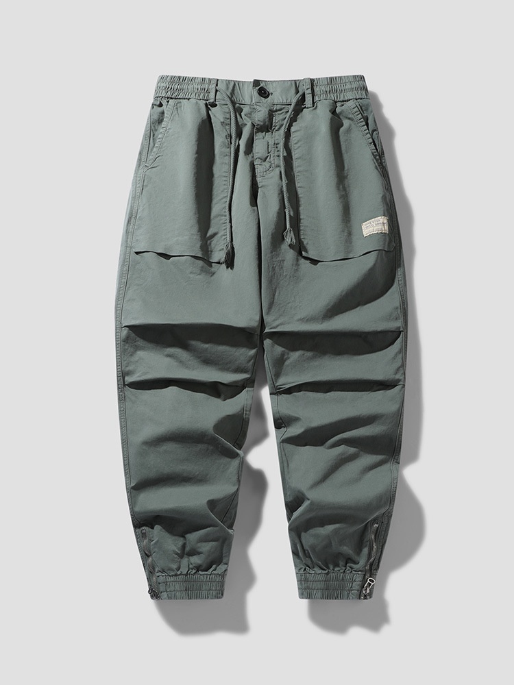 Vintage-Inspired Tapered Men's Cargo Pants for Casual Wear