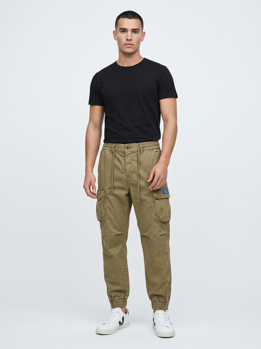 Multi-Pocket Zipper Detail Stretch Fit Men's Cargo Pants for Casual Wear