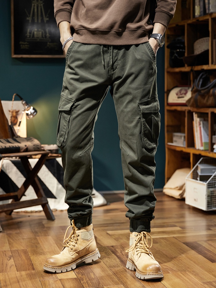 Fleecegefütterte Vintage-Stretch-Jogginghose für Herren mit Cargo-Design und Bündchen für den Winter – ideal für Outdoor-Aktivitäten.