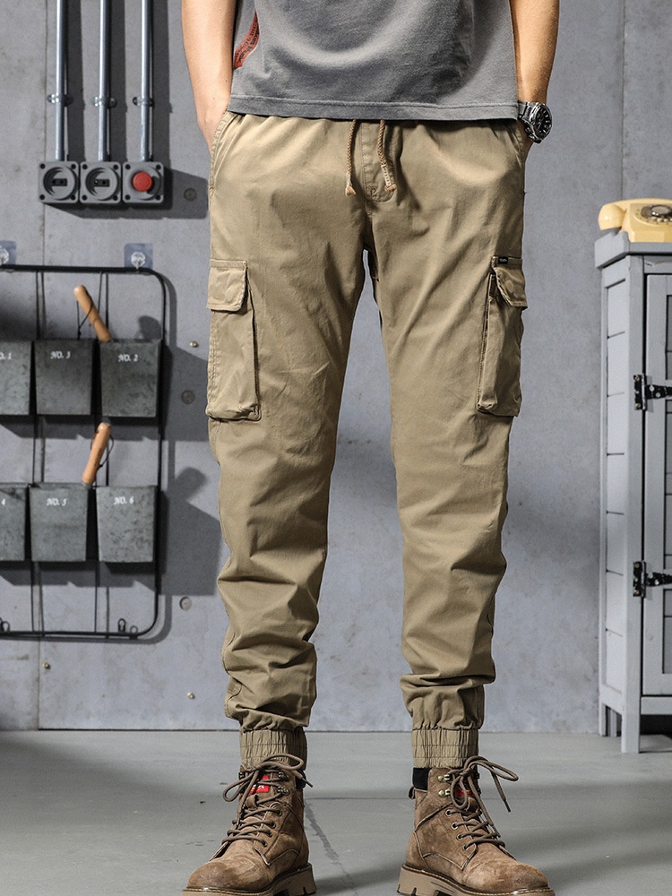 Pantalon cargo vintage fonctionnel multipoches à revers pour homme, idéal pour les activités décontractées en extérieur