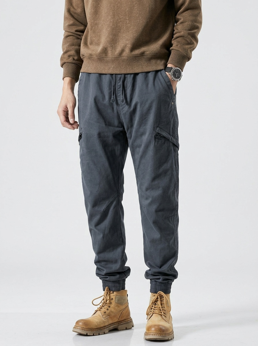 Fleece-Lined Tapered Men's Cargo Pants for Casual Outdoor Winter Wear