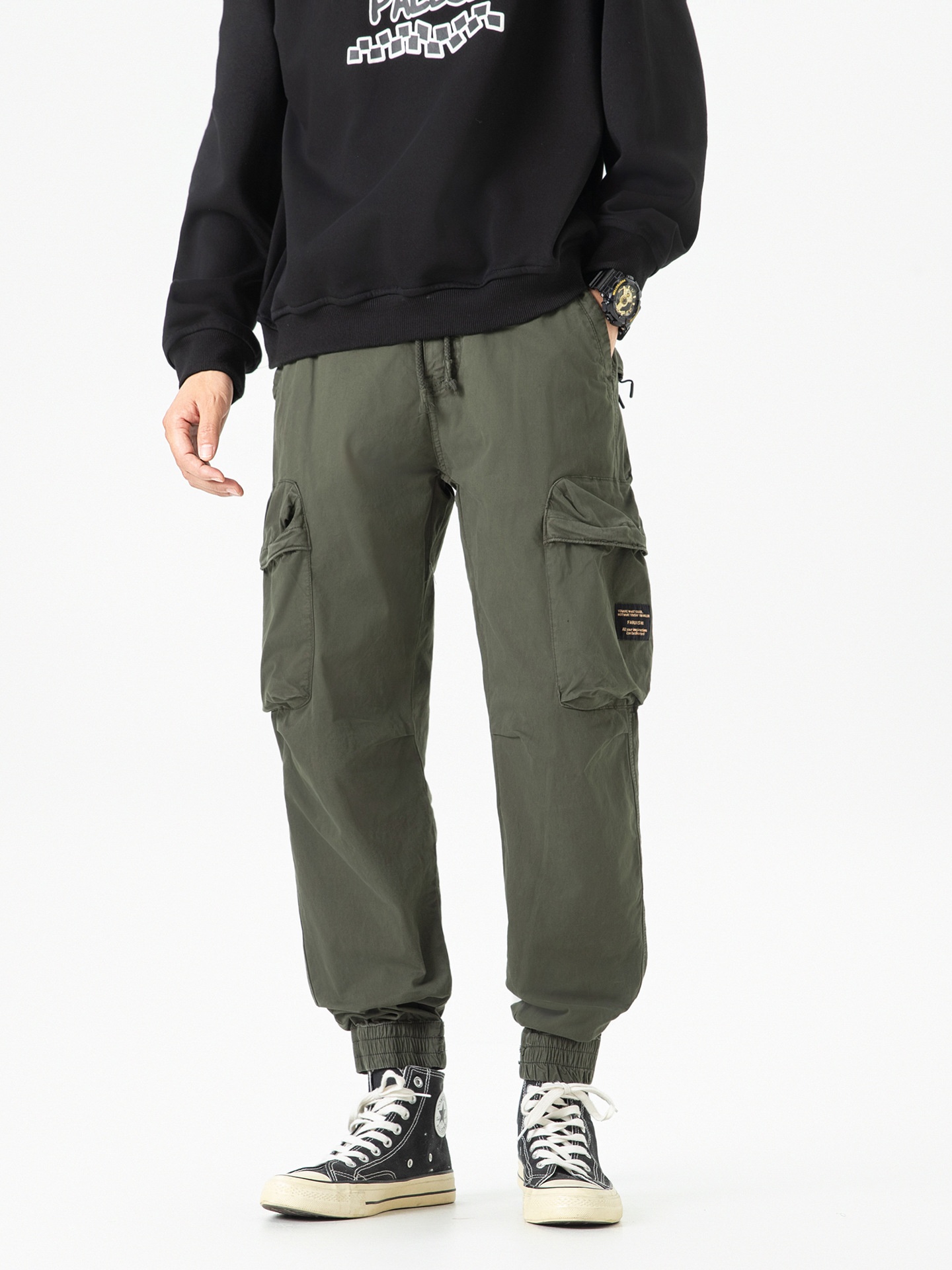 Vintage Multi-Pocket Cuffed Men's Cargo Pants for Casual Wear