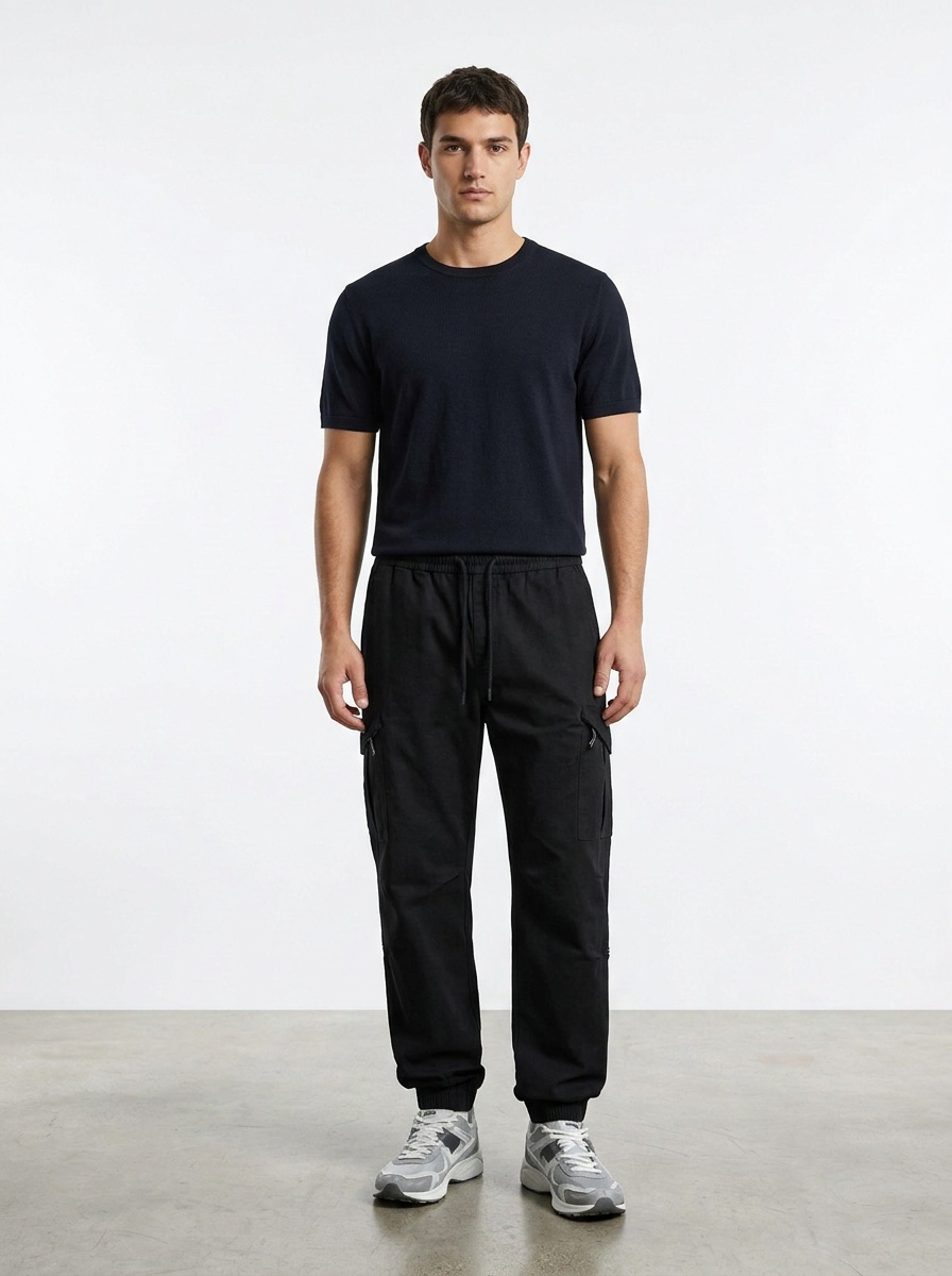 Relaxed Fit Multi-Pocket Men's Cargo Pants for Outdoor Casual Wear