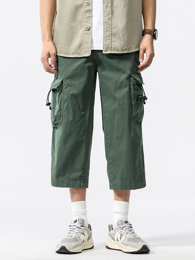 Straight Leg Loose Fit Cropped Men's Cargo Pants for Casual Athletic Wear
