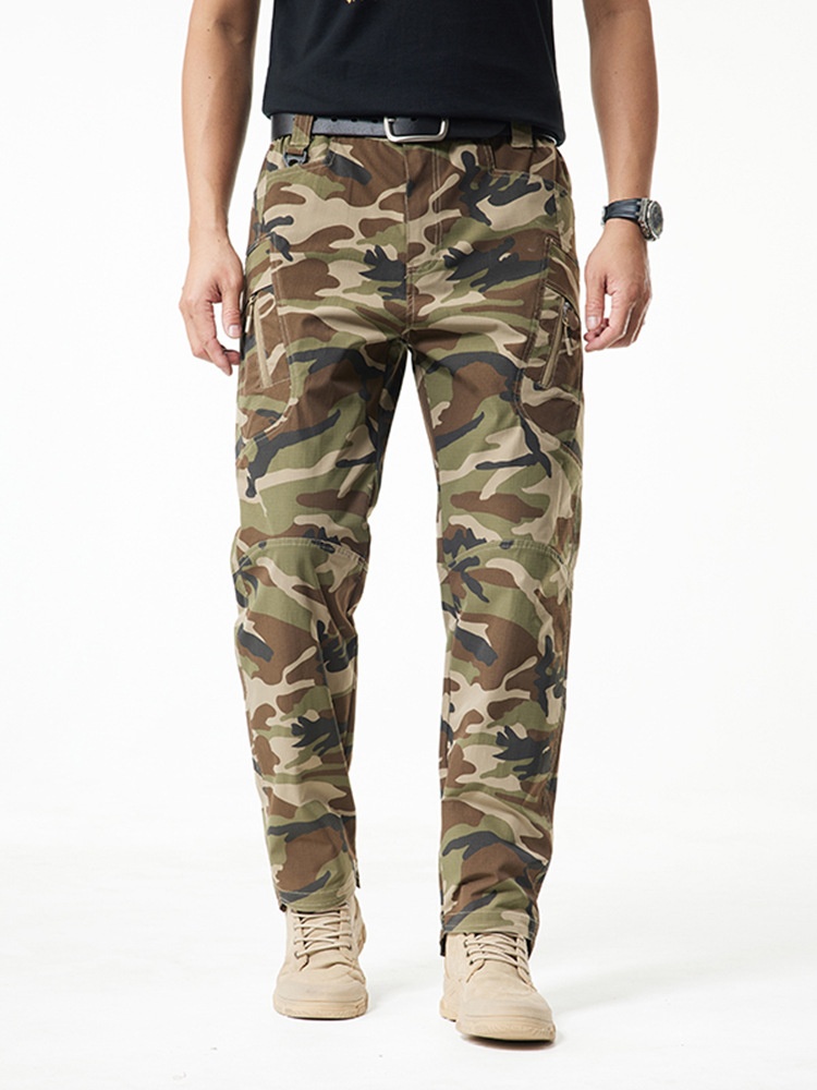 Relaxed Fit Camouflage Men's Cargo Pants for Summer and Autumn Outdoor Wear
