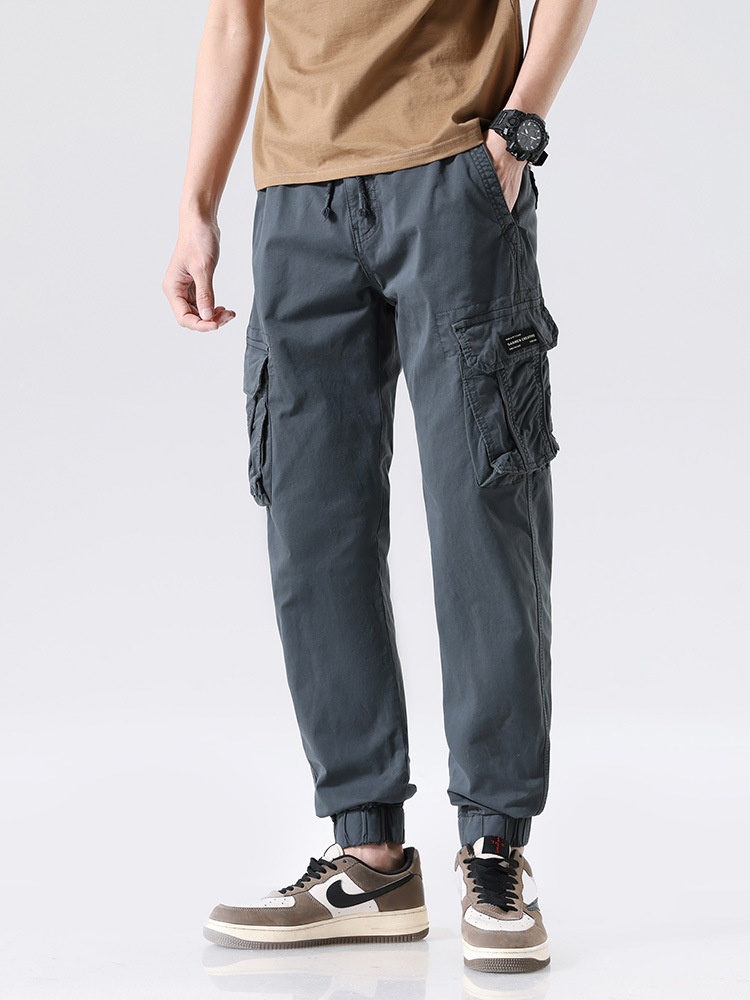 Vintage Stretch Fit Tapered Men's Cargo Pants for Casual Wear