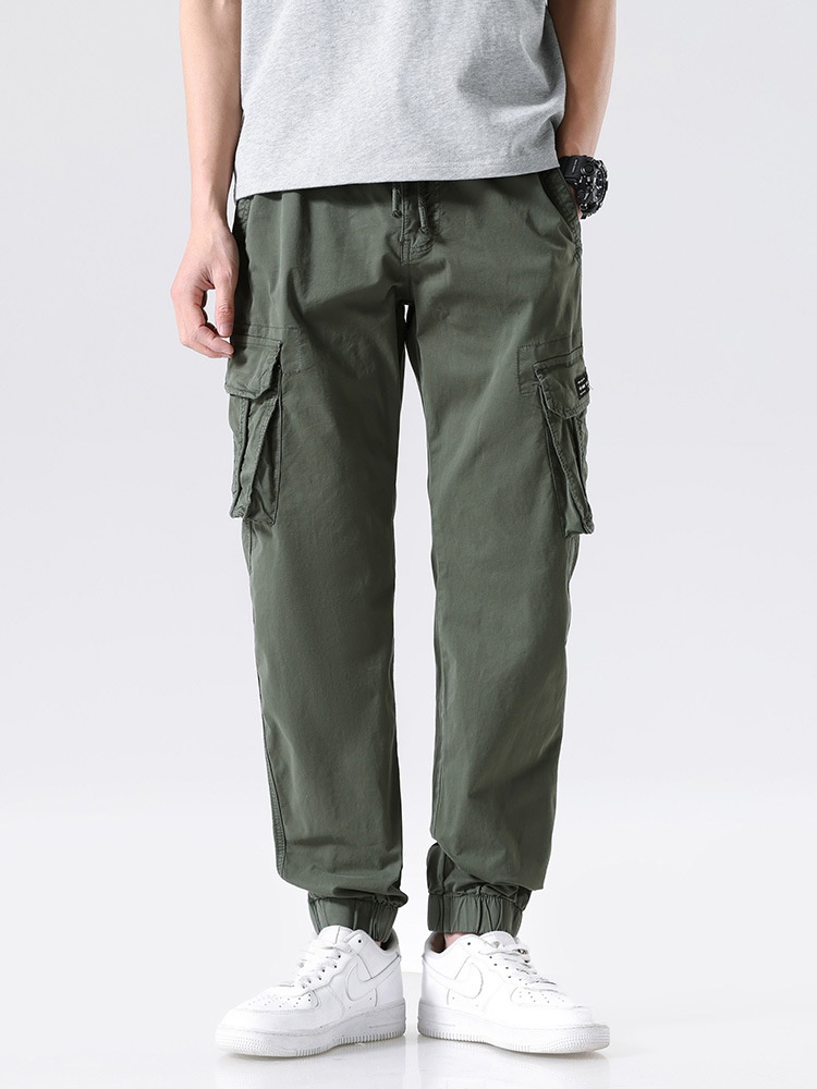 Vintage Stretch Fit Tapered Men's Cargo Pants for Casual Wear
