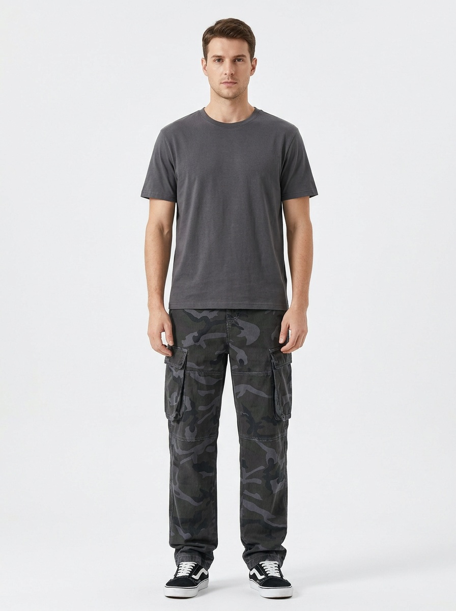 Vintage Camouflage Straight Leg Multi-Pocket Men's Cargo Pants for Casual Wear