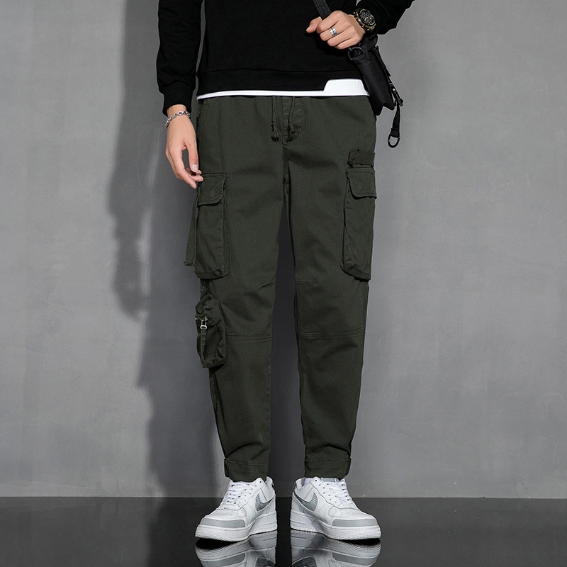 Relaxed Fit Stretch Retro Cuffed Men's Cargo Pants for Casual Athletic Wear