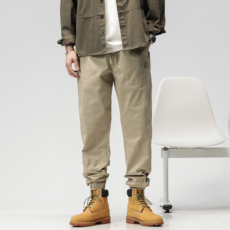 Leichte, dehnbare Herren-Cargohose mit Kordelzug im Bund für die Freizeit