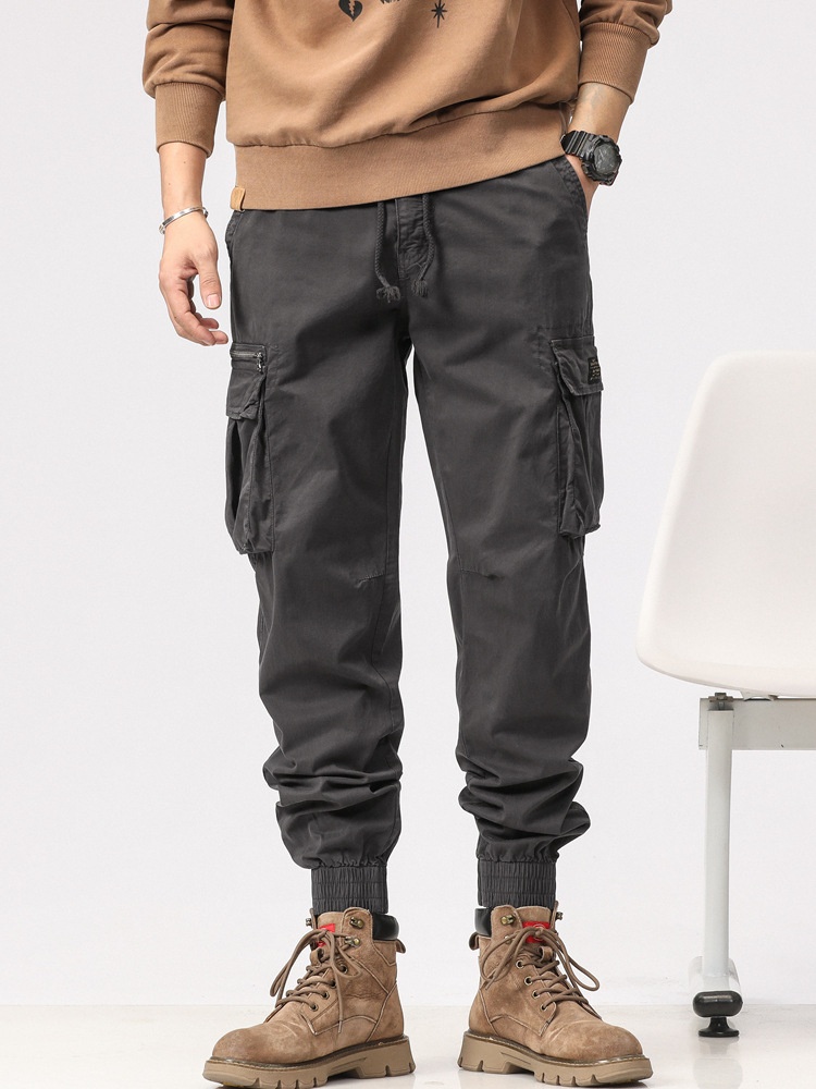 Relaxed Fit Retro Stretch Cuffed Men's Cargo Pants for Casual Streetwear
