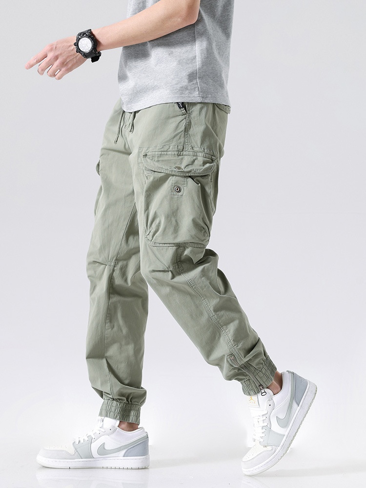 Stretch Fit Versatile Men's Cargo Pants with Cuffed Ankle for Outdoor Casual Wear
