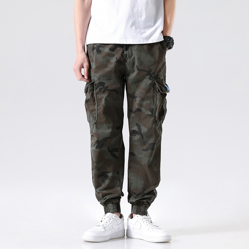Relaxed Fit Camouflage Multi-Pocket Men's Cargo Trousers for Outdoor Casual Wear