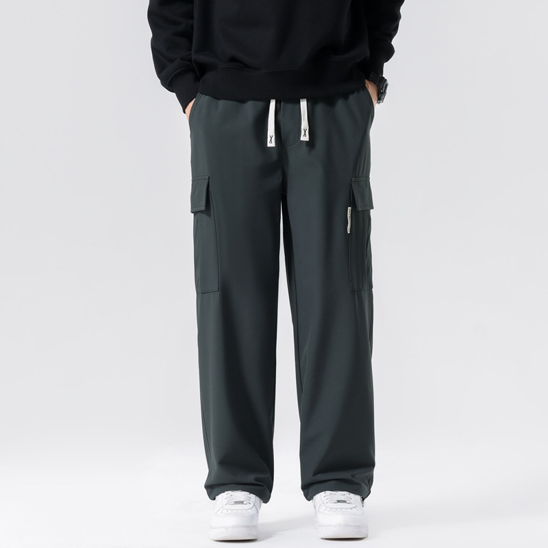 Relaxed Fit Multi-Pocket Men's Trousers for Winter Casual Wear