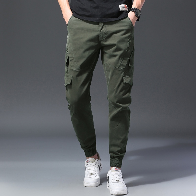 Tapered Stretch Fit Men's Cargo Trousers for Casual Athletic Wear
