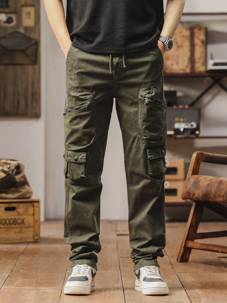 Straight Leg Relaxed Fit Multi-Pocket Men's Cargo Shorts for Casual Wear