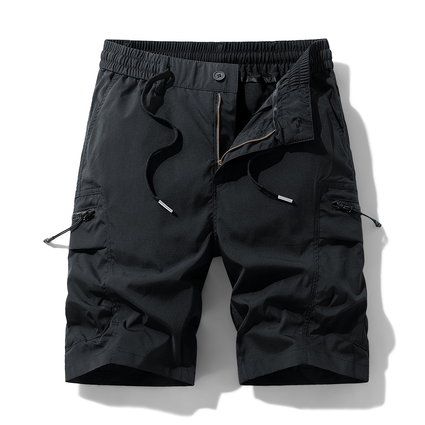 Pantalones cortos cargo holgados con múltiples bolsillos para hombre, ideales para uso informal de verano.
