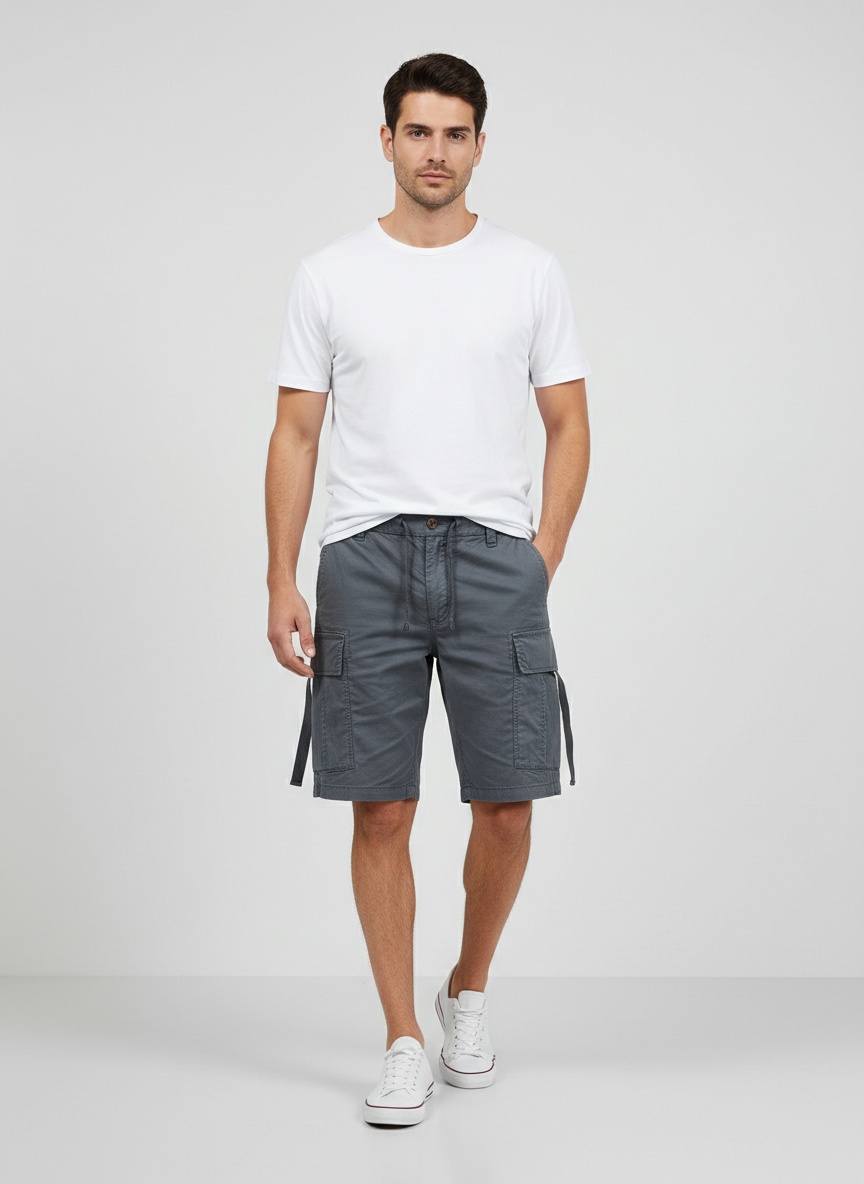 Relaxed Fit Vintage Streetwear Men's Cargo Shorts for Casual Summer Wear