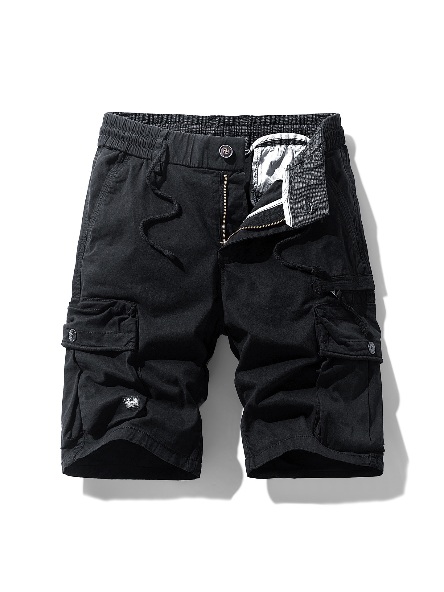 Simple Multi-Pocket Men's Shorts for Summer Casual Wear