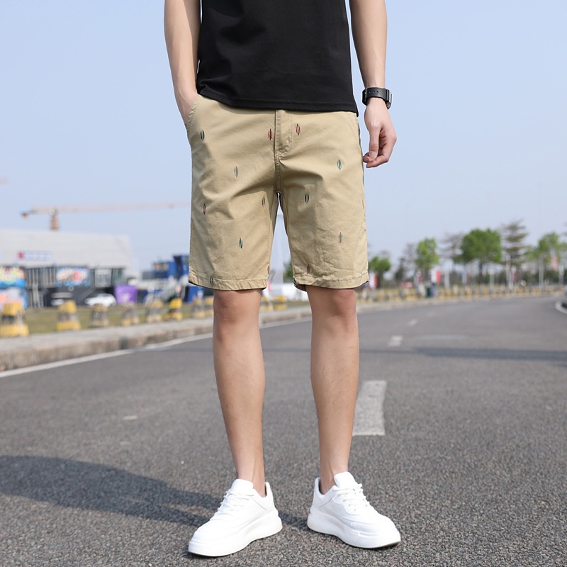 Relaxed Fit Streetwear Men's Cargo Shorts for Casual Summer Wear