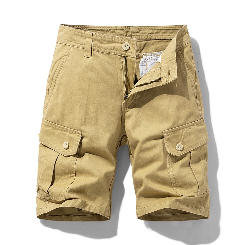 Pantalones cortos cargo minimalistas de color sólido para hombre para uso informal al aire libre en verano.