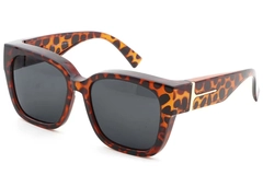 BS1725-0085_Pattern_Rectangular_Plastic_Driving Sunglasses_corner.jpg