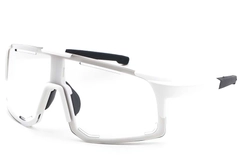 BS1725-0066_White_Geometric_Plastic_Photochromic Glasses_corner.jpg