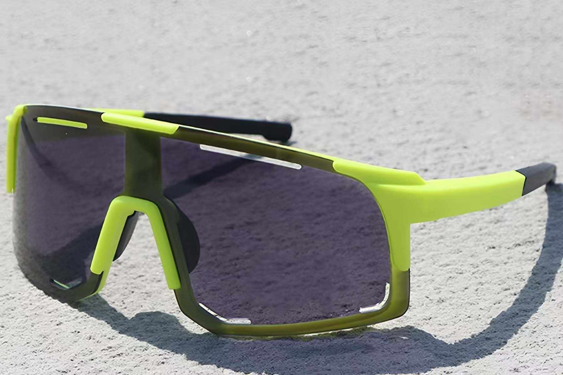 Geometric Green Plastic Photochromic Glasses #BS1725-0070