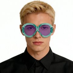 janis_s._blue_model