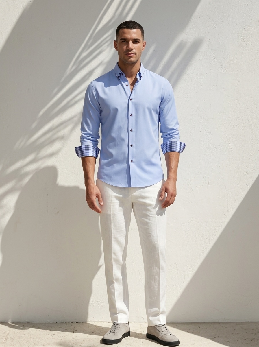 Camisa casual de hombre con botones y cuello alto.