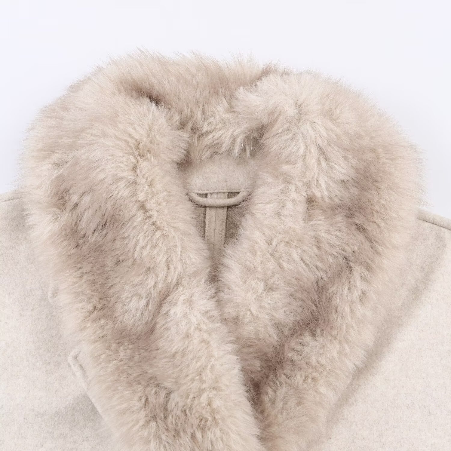 Elegante cappotto corto in misto lana con collo di pelliccia KUN-00038