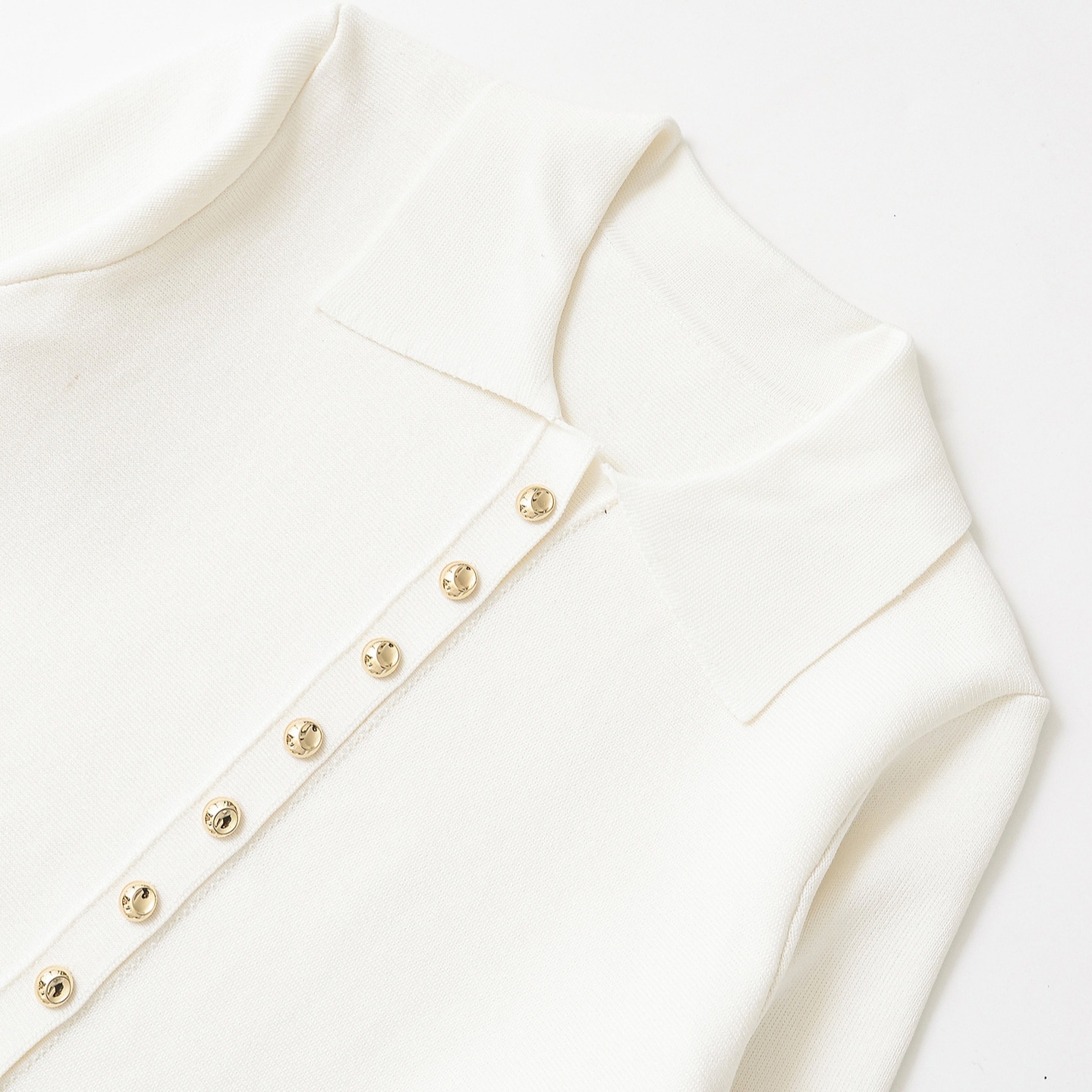 Giacca da donna classica con minigonna, orlo risvoltato, colletto a risvolto e maniche lunghe KUN-00010