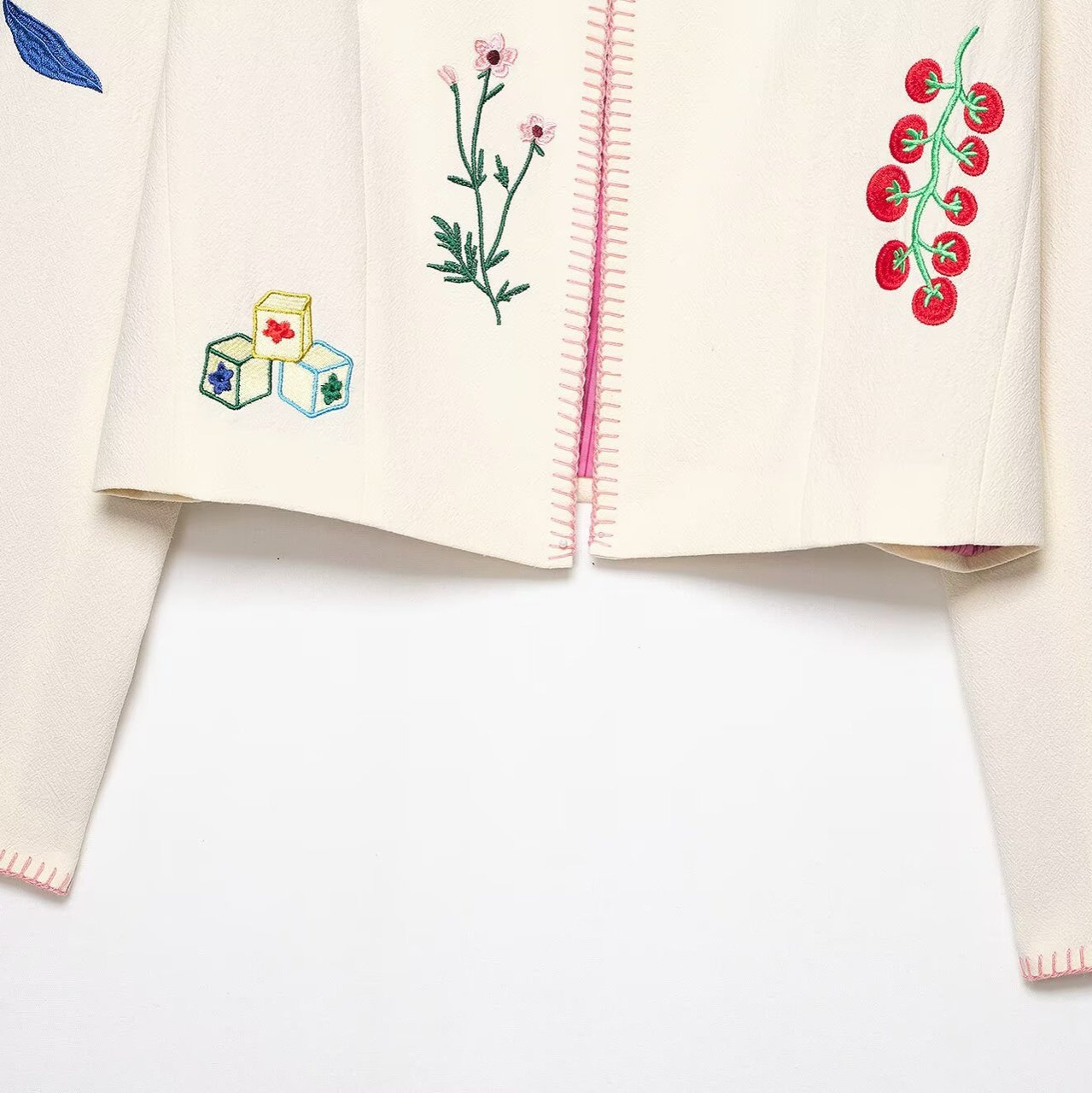 Giacca casual da donna ricamata KUN-00170