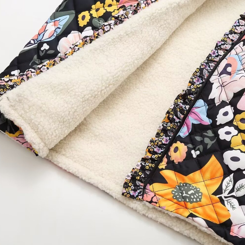 Giacca da donna in cotone con stampa floreale e volant KUN-00025