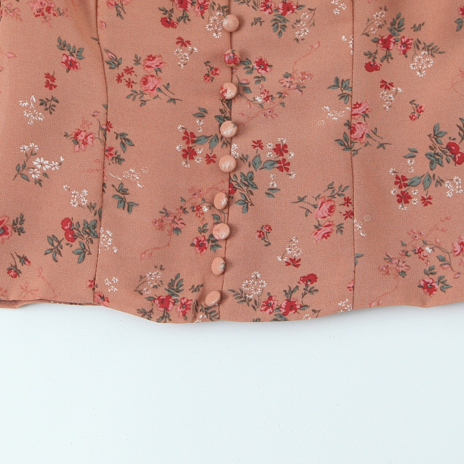 Top con stampa floreale, scollo quadrato e maniche a sbuffo KUN-00038