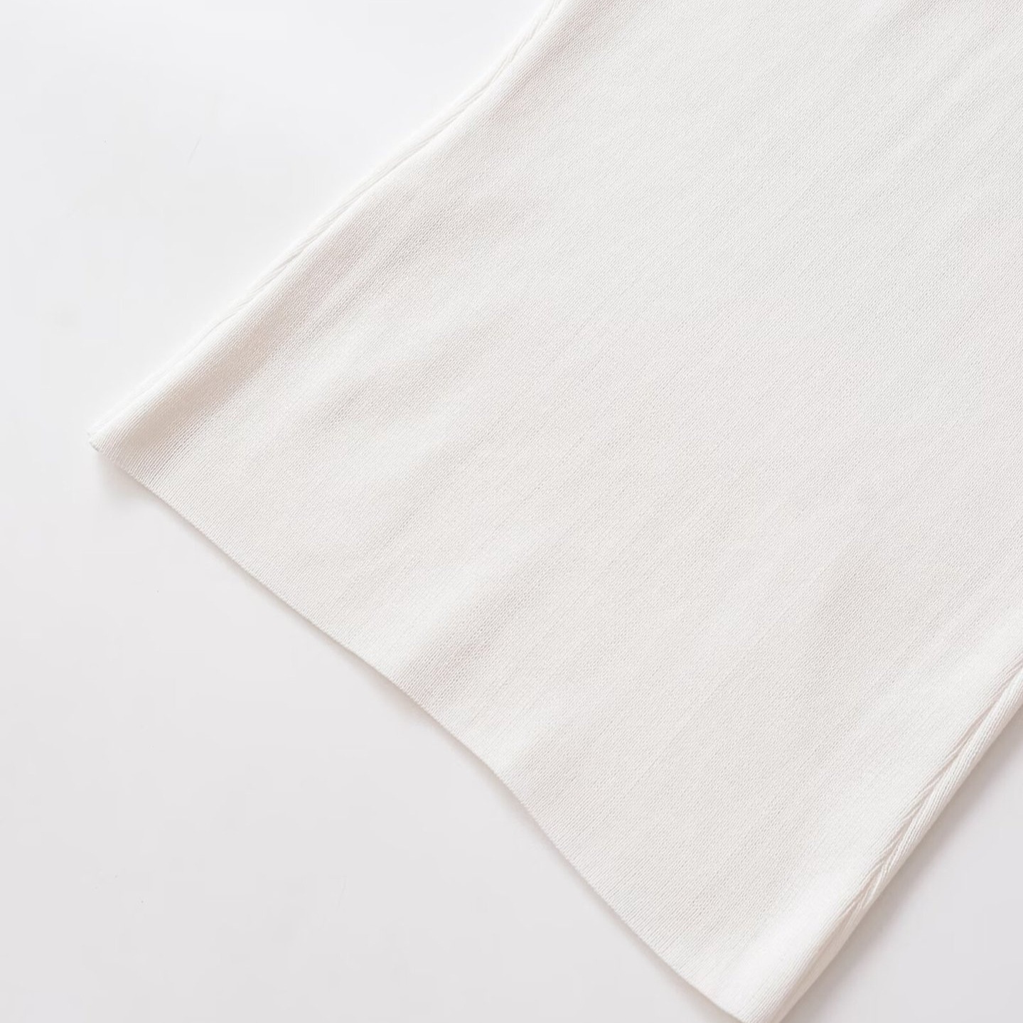 Canotta senza maniche con dettaglio a bottoni - Stile europeo KUN-00109