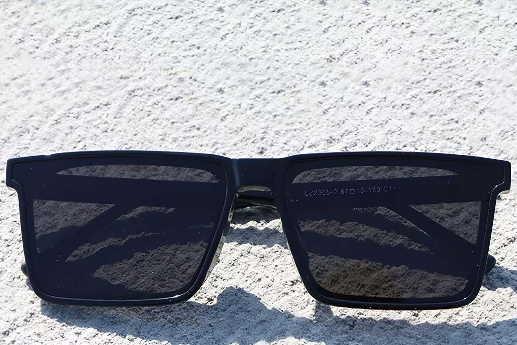 Rectangular Black TR90 Photochromic Glasses #BS1725-0080