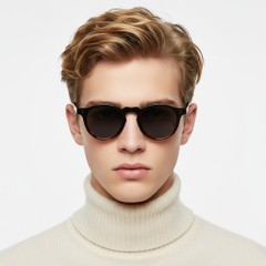 BS2503-0116_Tortoiseshell_Oval_Plastic_Sunglasses_model