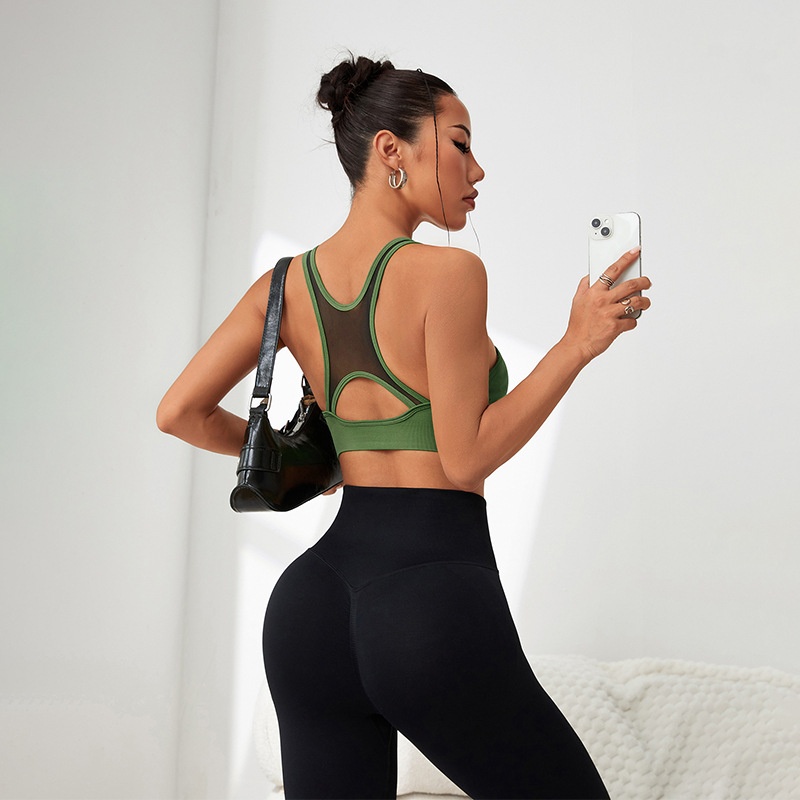 Shock-Absorbing Yoga Bra for Women with a Slimming Fit and Breathable Back Design