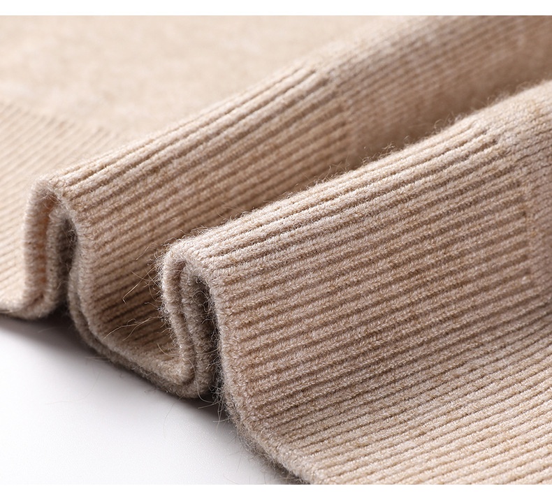 Men's Classic Crewneck Long Sleeve Knit Sweater