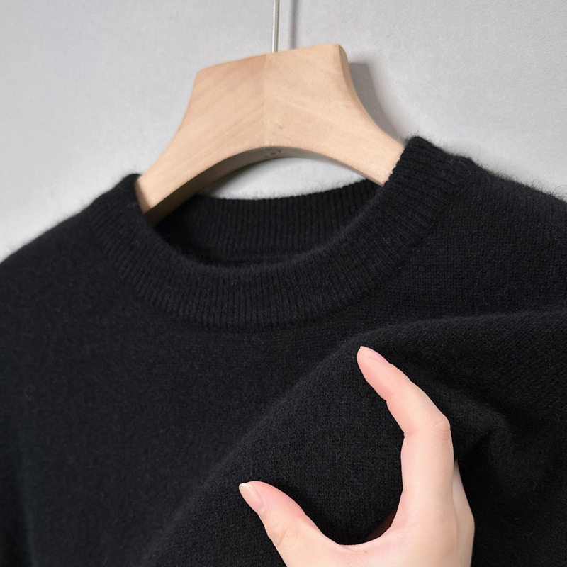Men's Classic Crewneck Knit Sweater
