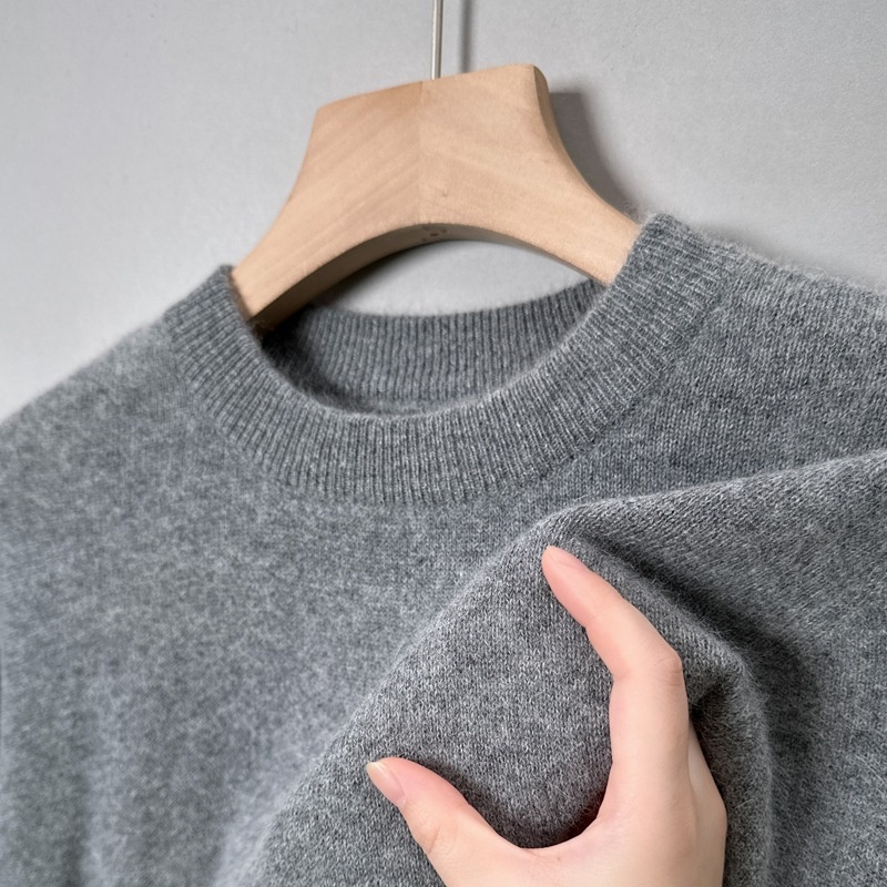 Men's Classic Crewneck Knit Sweater