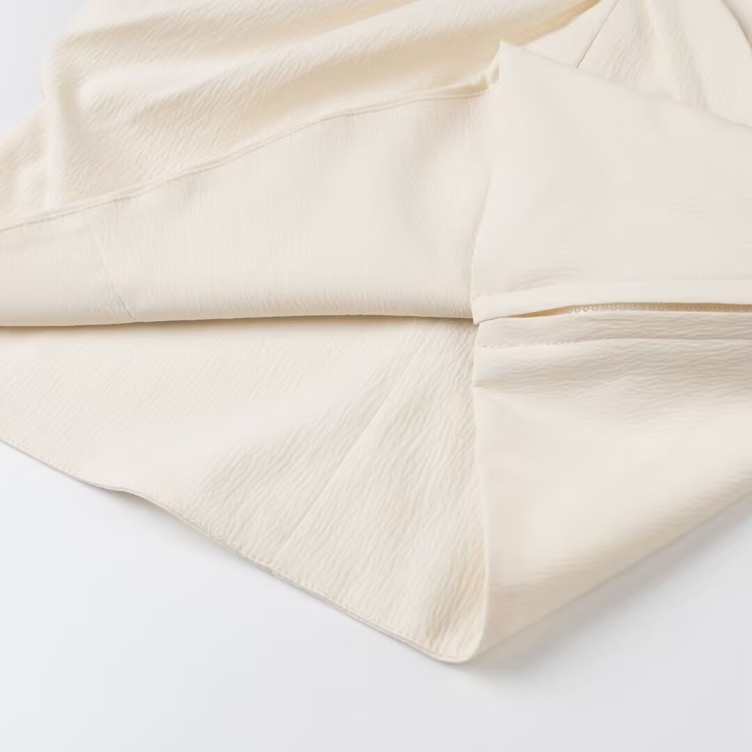 Top camisero fruncido para mujer - Moderno y versátil KUN-00013