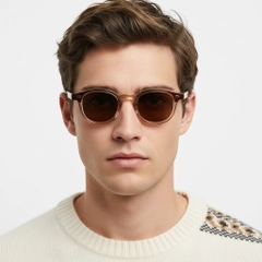 BS2503-0205_Orange_Oval_Plastic_Sunglasses_model