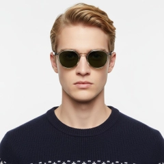 BS2503-0453_Grey_Oval_Plastic_Sunglasses_model