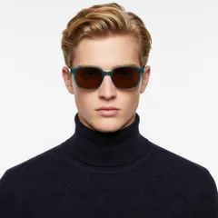 BS2503-0491_Green_Oval_Plastic_Sunglasses_model