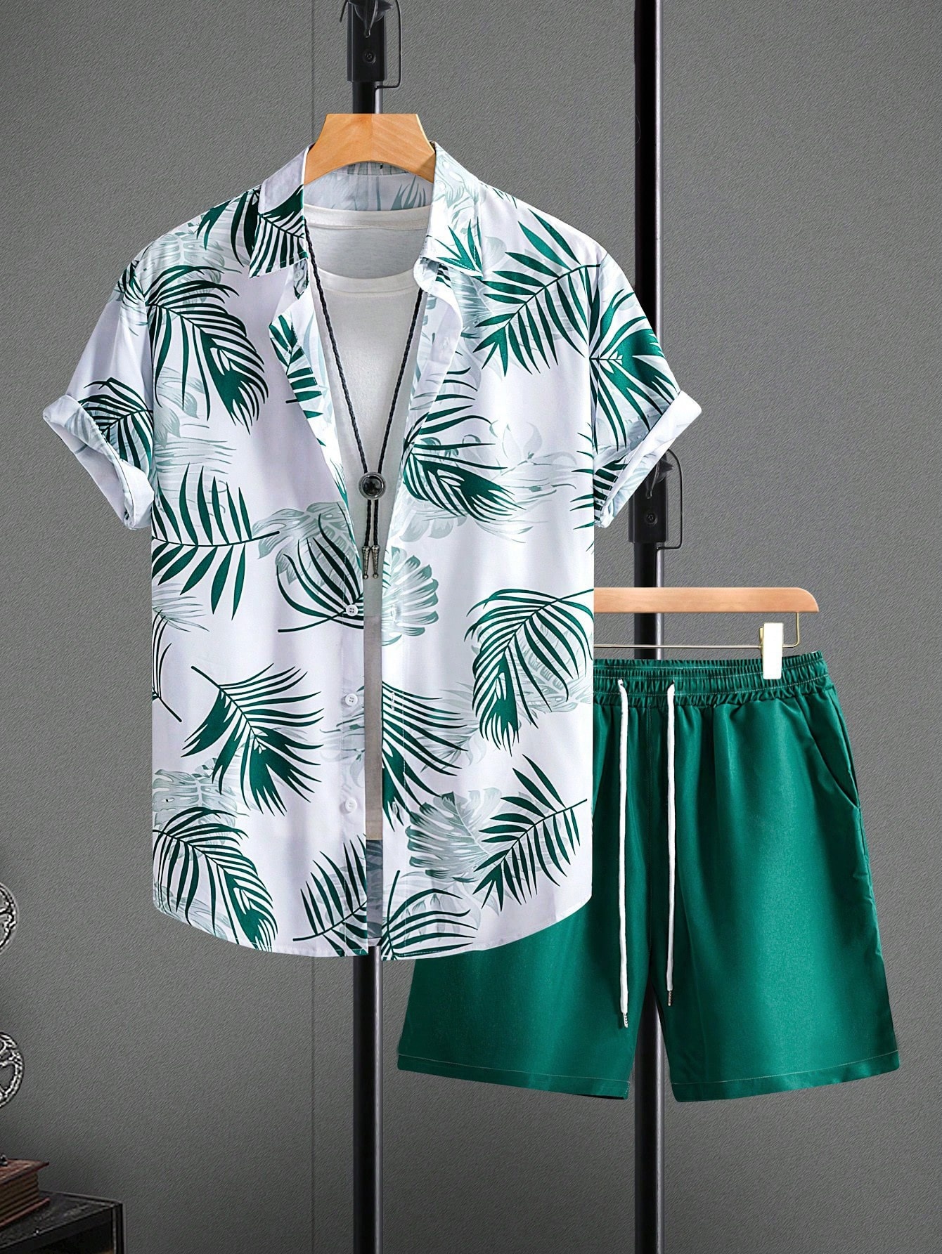 Men's Hawaiian Shirt & Shorts Set - Beach Vacation Outfit