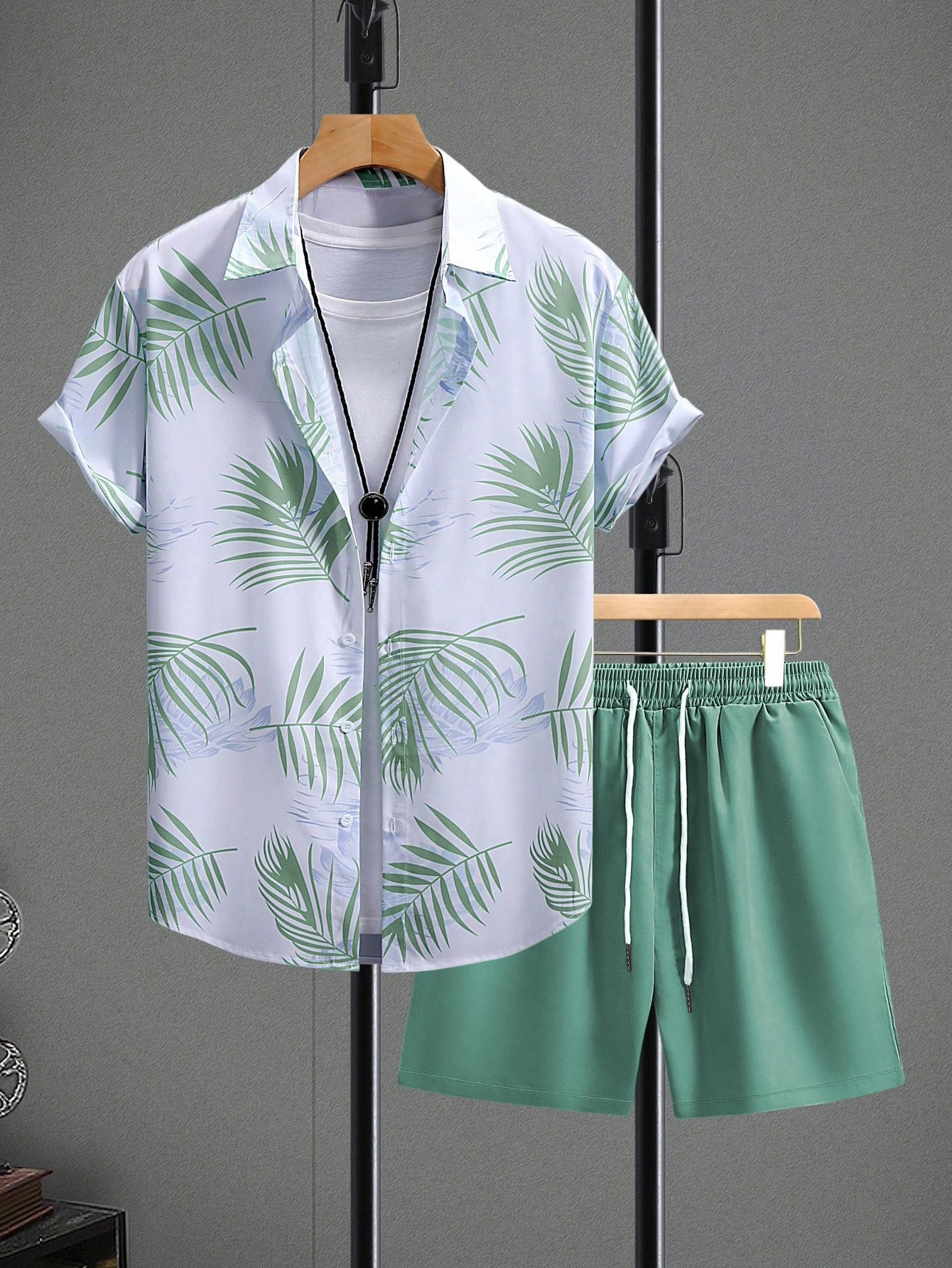 Men's Hawaiian Shirt & Shorts Set - Beach Vacation Outfit