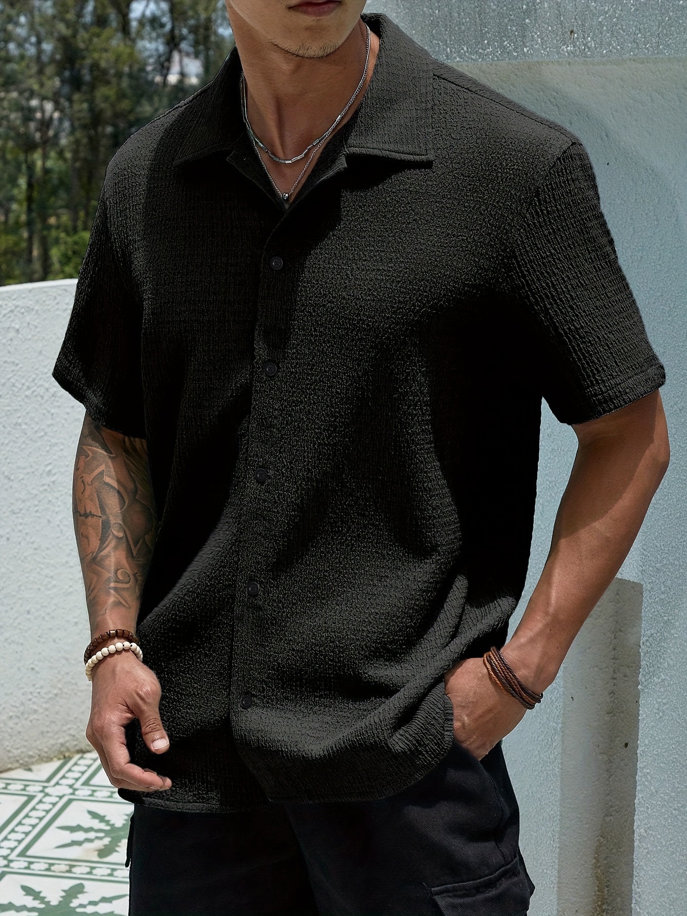 Men's Textured Cuban Collar Short Sleeve Button Up Shirt